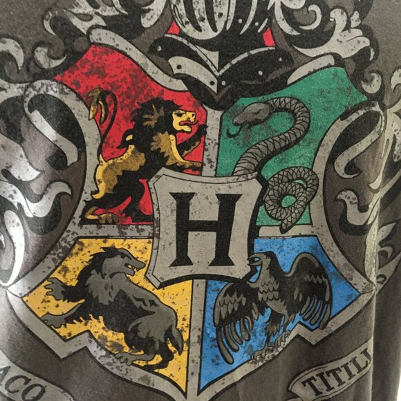 Harry Potter Universal Studios Hogwarts Crest Men's T Shirt Size L Gray Large - Picture 6 of 8